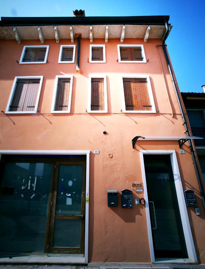 Hotel ERMì Sona Exterior foto